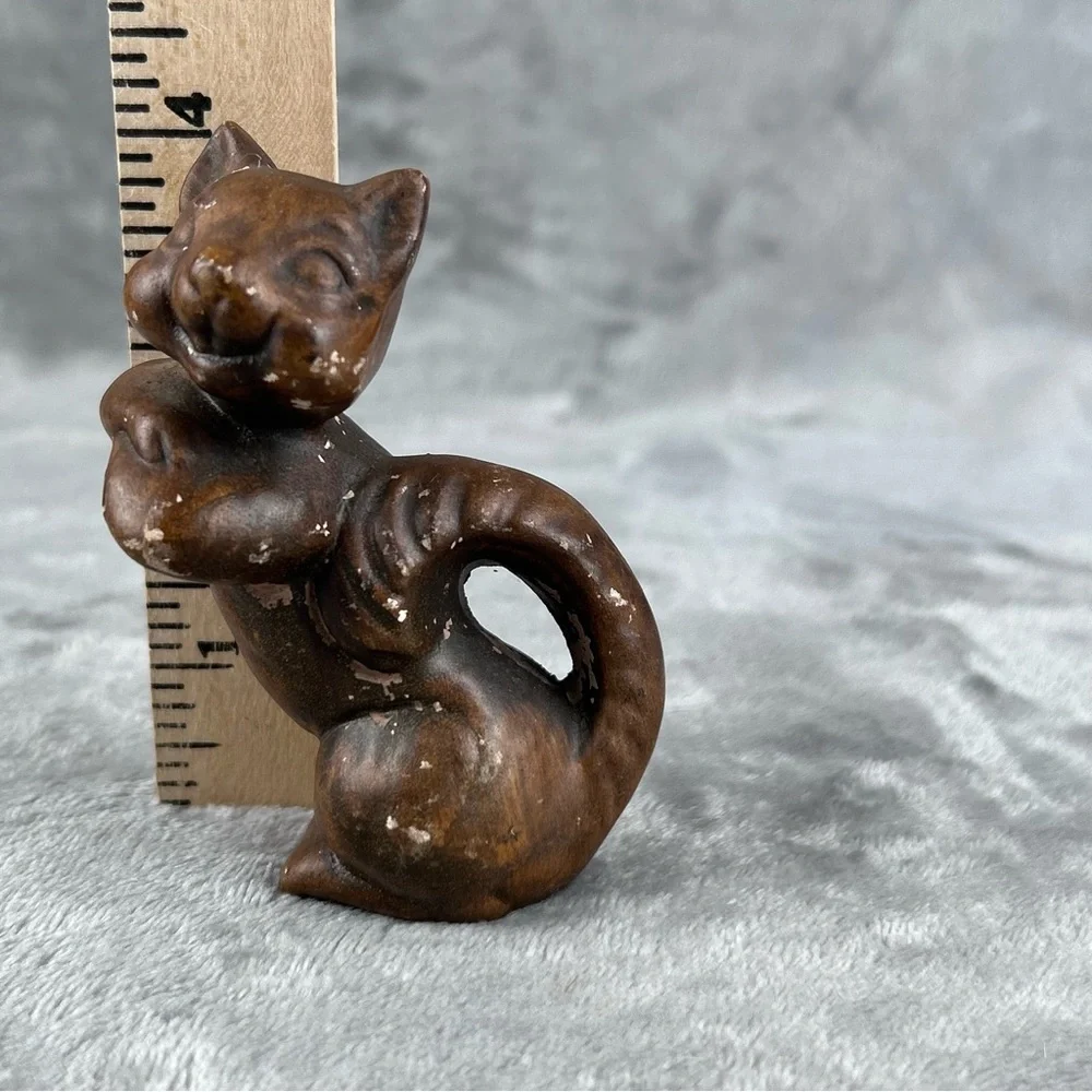 Vintage Ceramic Chipmunk Figurines Mid Century Some Paint Loss‎ Personality